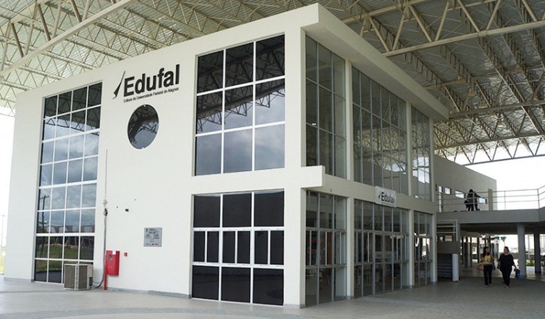 Edufal Itinerante promove feira de livros e lançamentos no interior