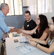 Benedito de Lira vota e demonstra ‘esperança’ em vitória
