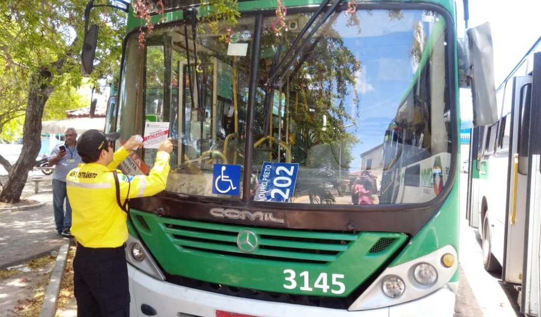 Ônibus irregulares são retirados de circulação durante fiscalização