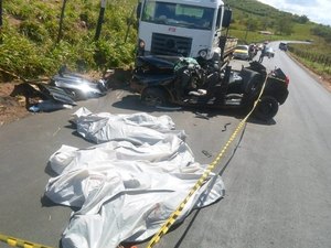 IML identifica vítimas de acidente em Traipu
