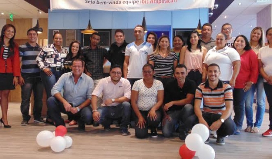 Colaboradores do Ibis Arapiraca iniciam treinamento