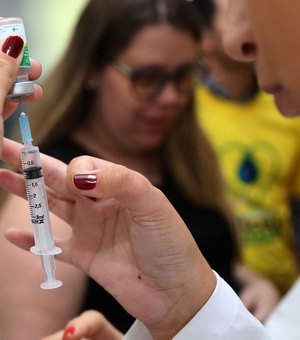 Vacinação em dia salva vidas e previne mais de vinte doenças 