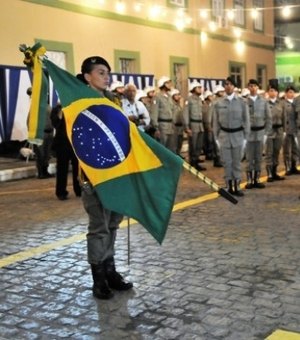 Em formatura da PM, Renan Filho confirma novo concurso para Polícia e Bombeiros