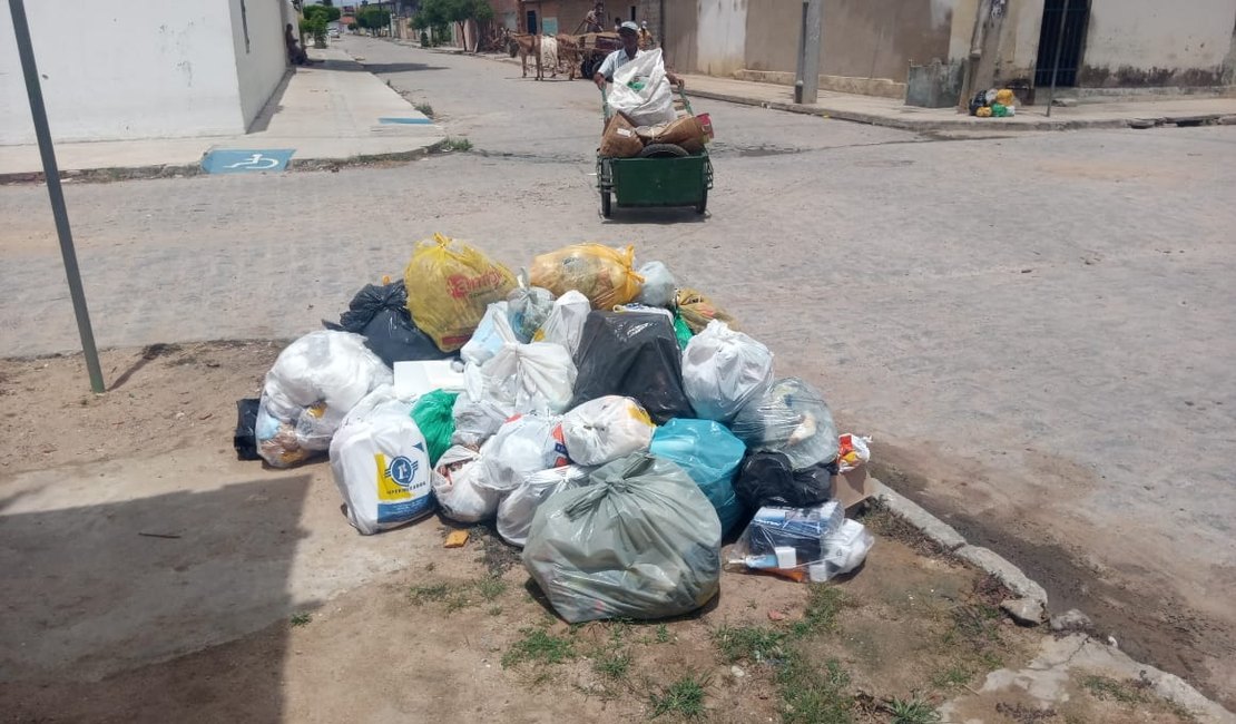 População volta a reclamar da coleta do lixo domiciliar em Arapiraca