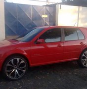 Acusados de praticar assaltos são presos em Maceió com carro roubado