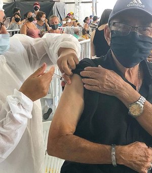 Prefeitura de Maceió define hoje próxima faixa etária para vacinação contra Covid-19