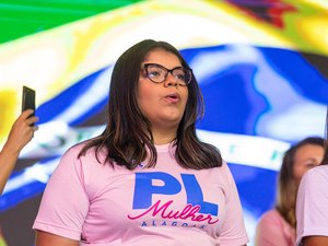 Carol Dias é empossada presidente do PL Jovem por Michelle Bolsonaro