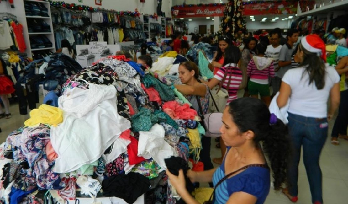 Comércio de Arapiraca tem movimento intenso