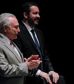 Dyogo Oliveira assume presidência do BNDES e defende reinvenção do banco