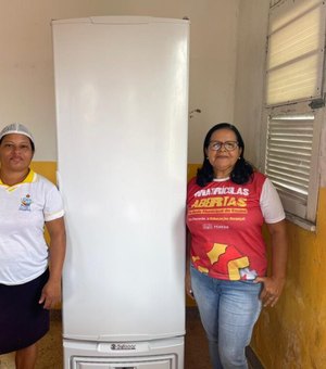 Prefeitura de Penedo inicia entrega de refrigeradores para escolas da Semed