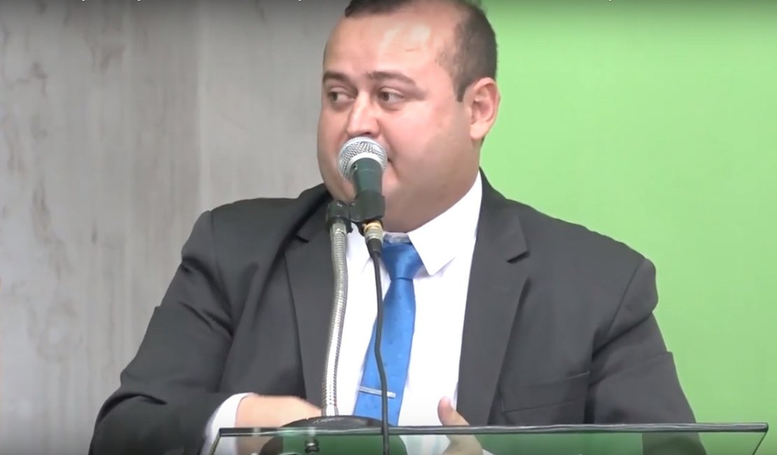 Desembargador afasta Léo Saturnino da presidência da câmara; Jario Barros assume 