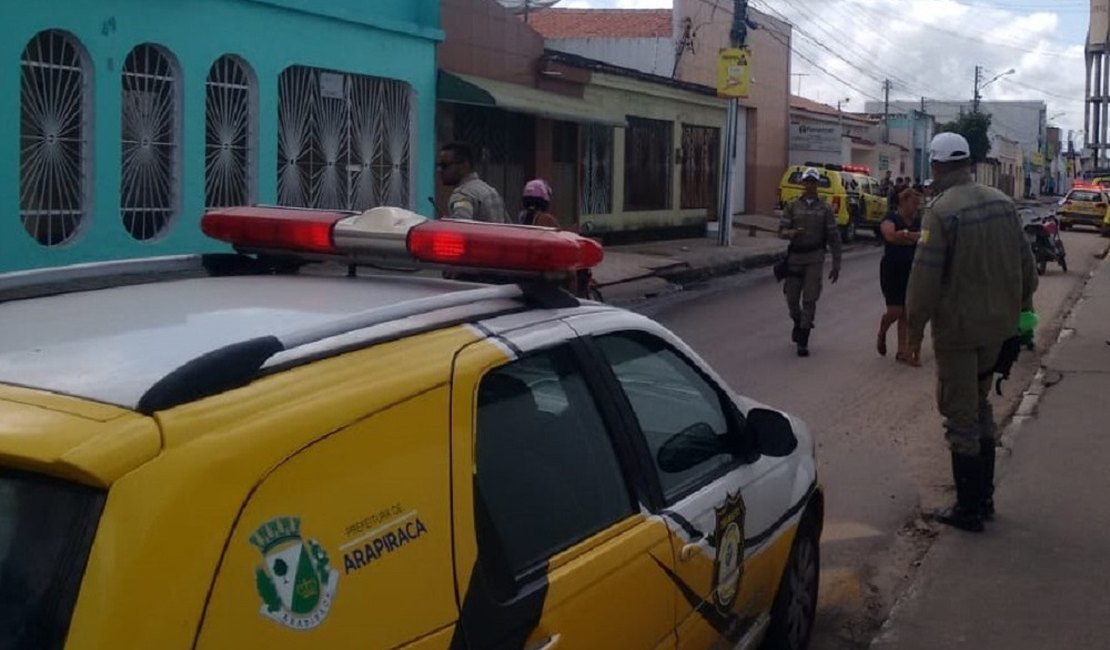 Polícia e SMTT realizam blitz para coibir ação de falsos mototaxistas em Arapiraca