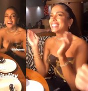 Anitta faz terceira comemoração de aniversário em restaurante com amigas em Miami