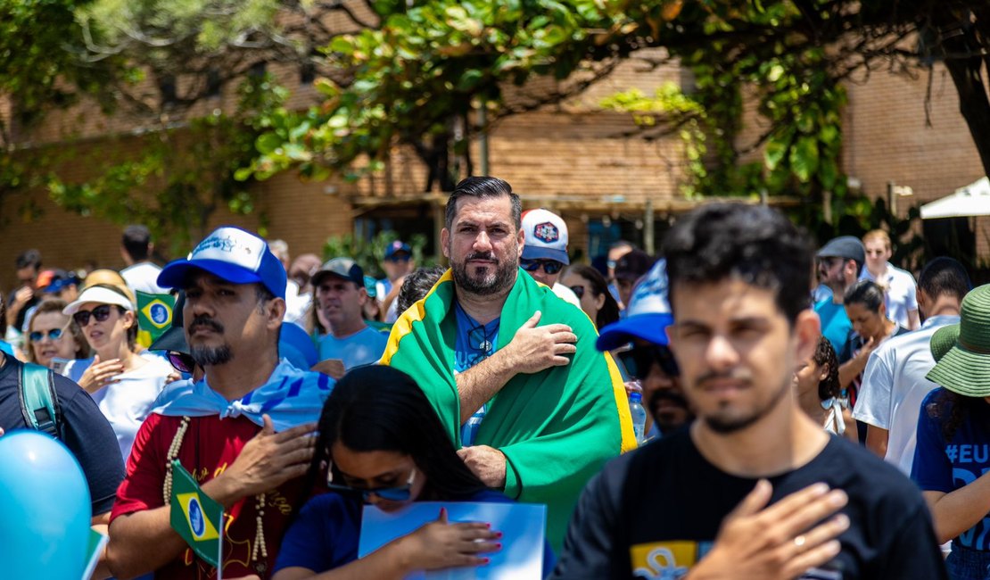 Leonardo Dias participa de Caminhada em Defesa da Vida e destaca: 'defendemos aqueles que não podem se defender'