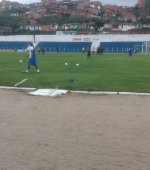 Edinho e Niltinho devem ser as novidades do CSA na partida contra o Goiás