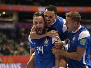 Brasil derrota o Marrocos e vai à semifinal da Copa do Mundo de Futsal