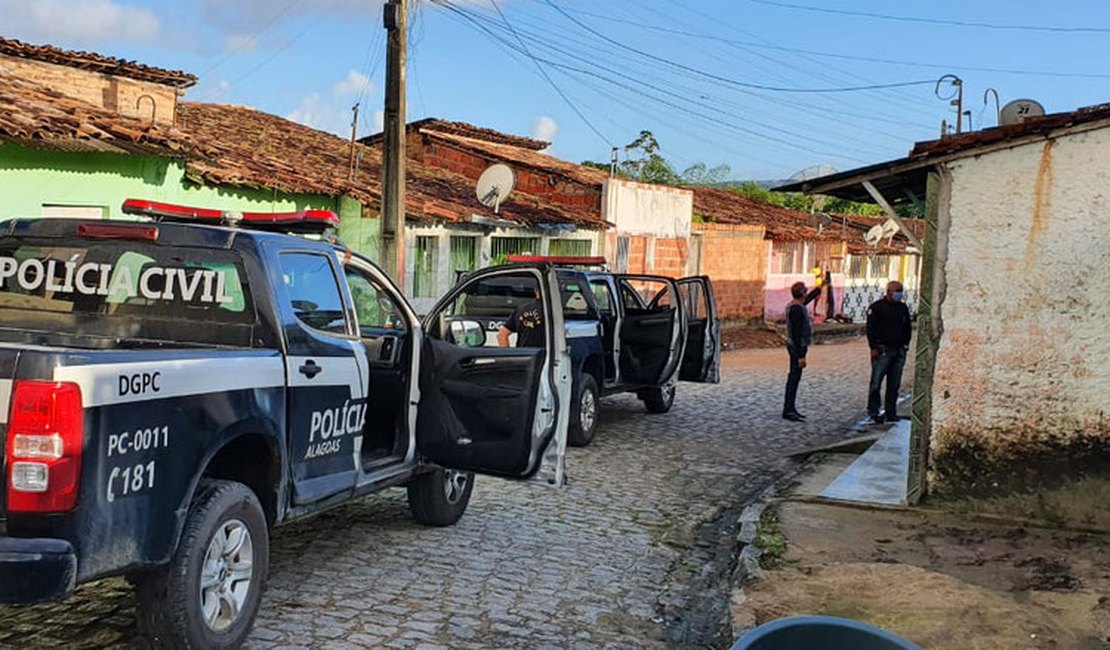 Operação policial prende cinco pessoas por golpes do falso leilão em Alagoas