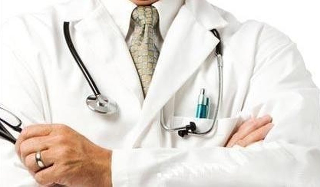 Profissionais médicos abandonam cooperativas