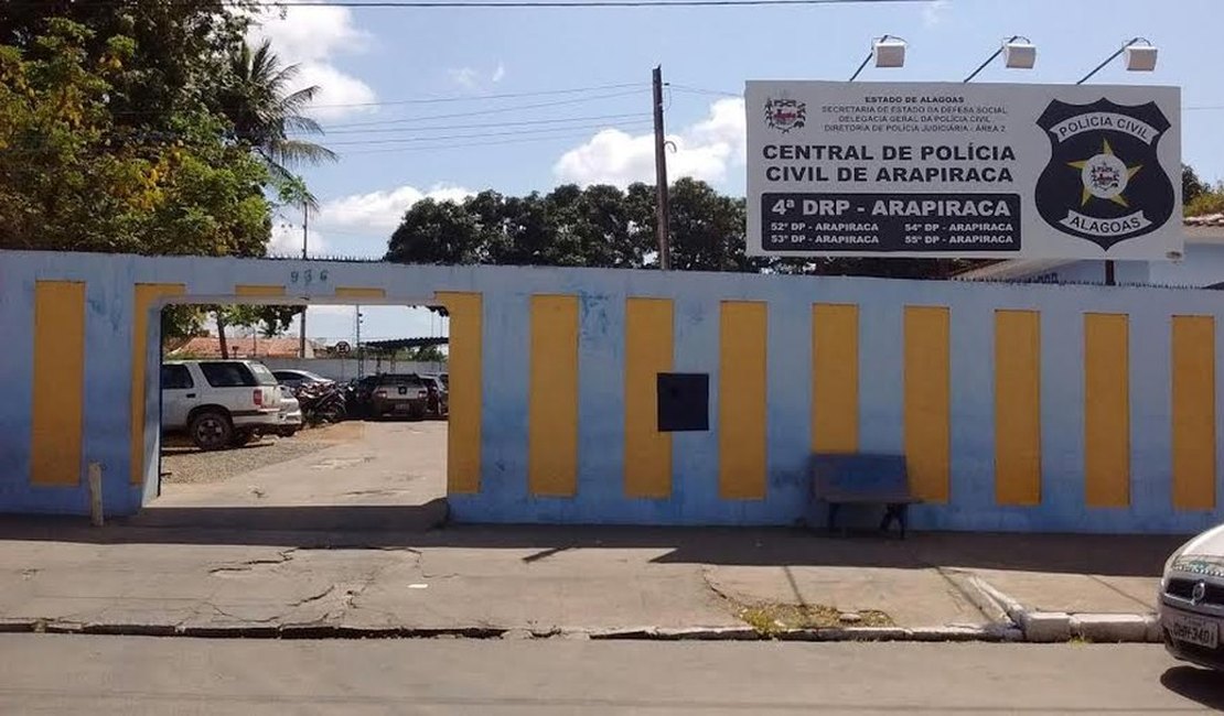 Ladrão comete assaltos em Arapiraca com os dois filhos de 3 e 5 anos dentro de veículo