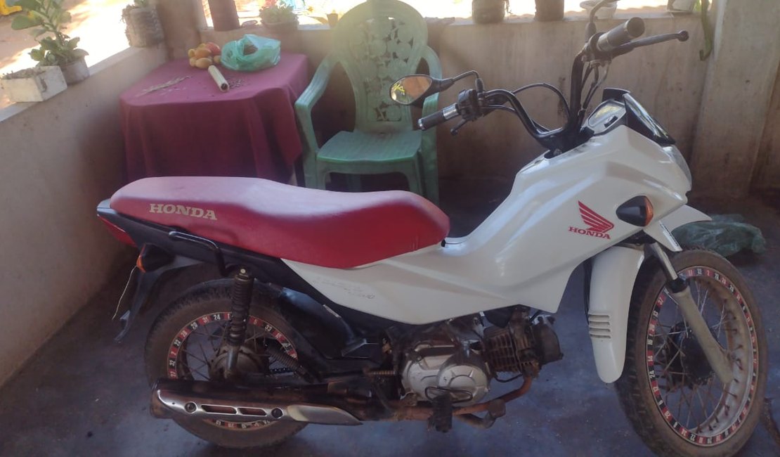 Jovem é rendido por criminosos na zona rural de Arapiraca e tem moto roubada