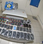 Dupla é presa com mais de 130 celulares furtados de shoppings em Maceió