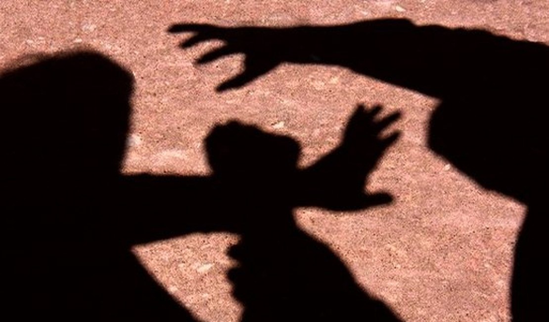 Jovem é estuprada em terreno baldio de Taquarana