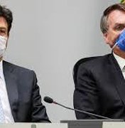 Para confrontar Doria, Bolsonaro sonda médicos de São Paulo para Ministério