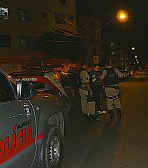 Criminoso reage abordagem policial e acaba morto em confronto na capital