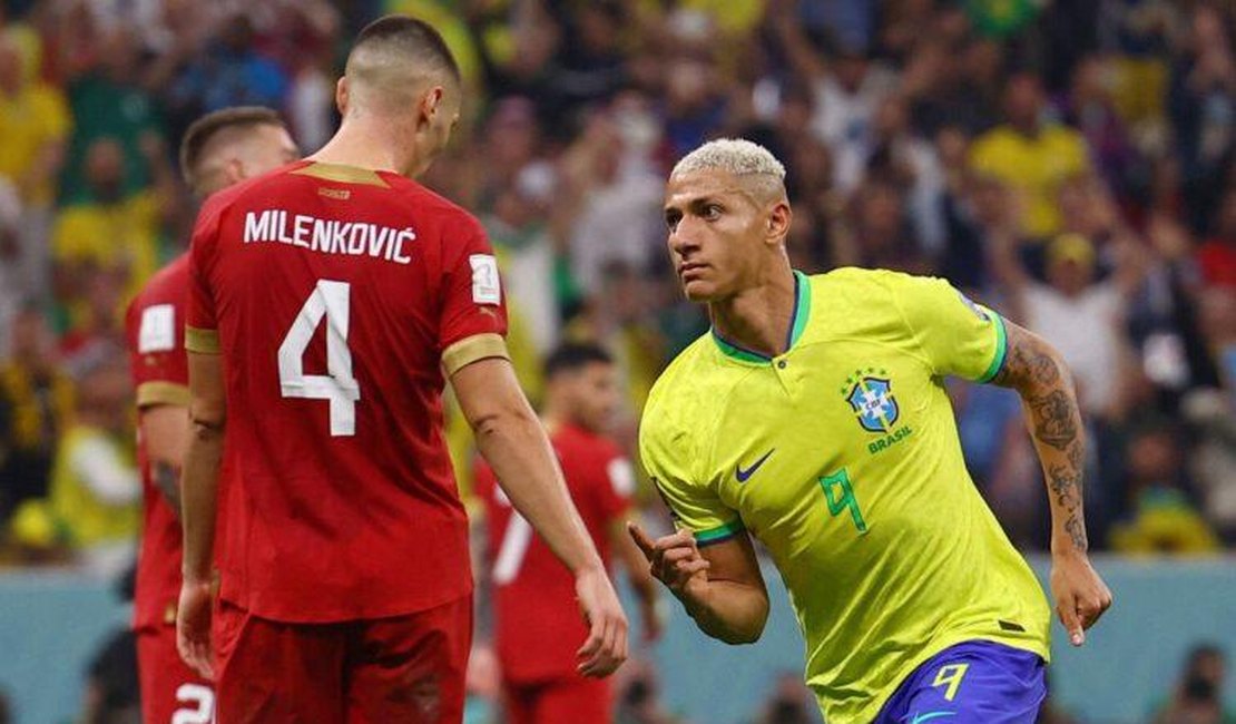 COPA 2022: Em jogo seguro e controlado, Brasil vence a Sérvia por 2 a 0 na estreia