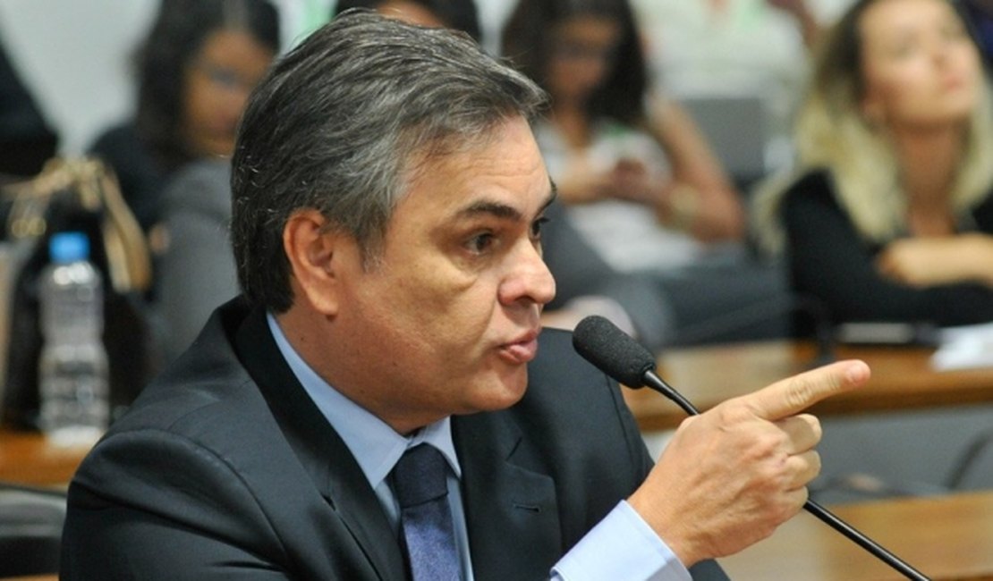 Quatro projetos tramitam no Senado em reação a planos de limites da internet