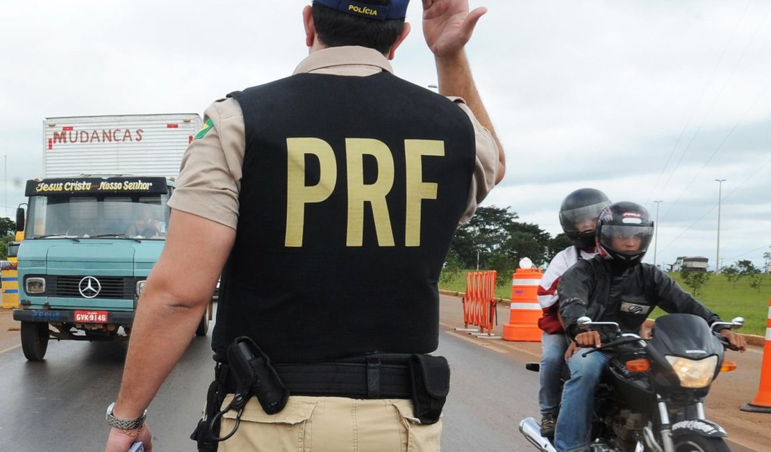 Polícia apreende cinco toneladas de maconha no Rio de Janeiro