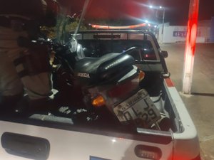 Homem é preso em flagrante após subornar policiais para liberar moto irregular em Arapiraca
