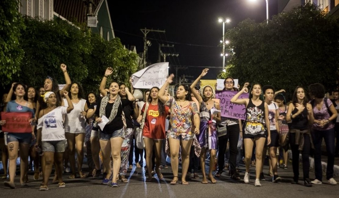 Mulheres alagoanas aderem manifestação de outros estados contra a 'cultura do estupro'