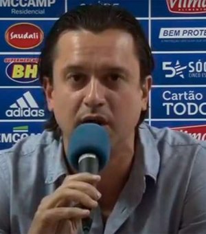 Presidente do Cruzeiro dispara contra CRB e arbitragem: 'Absurdo'
