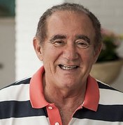 Renato Aragão é transferido para quarto em hospital no Rio