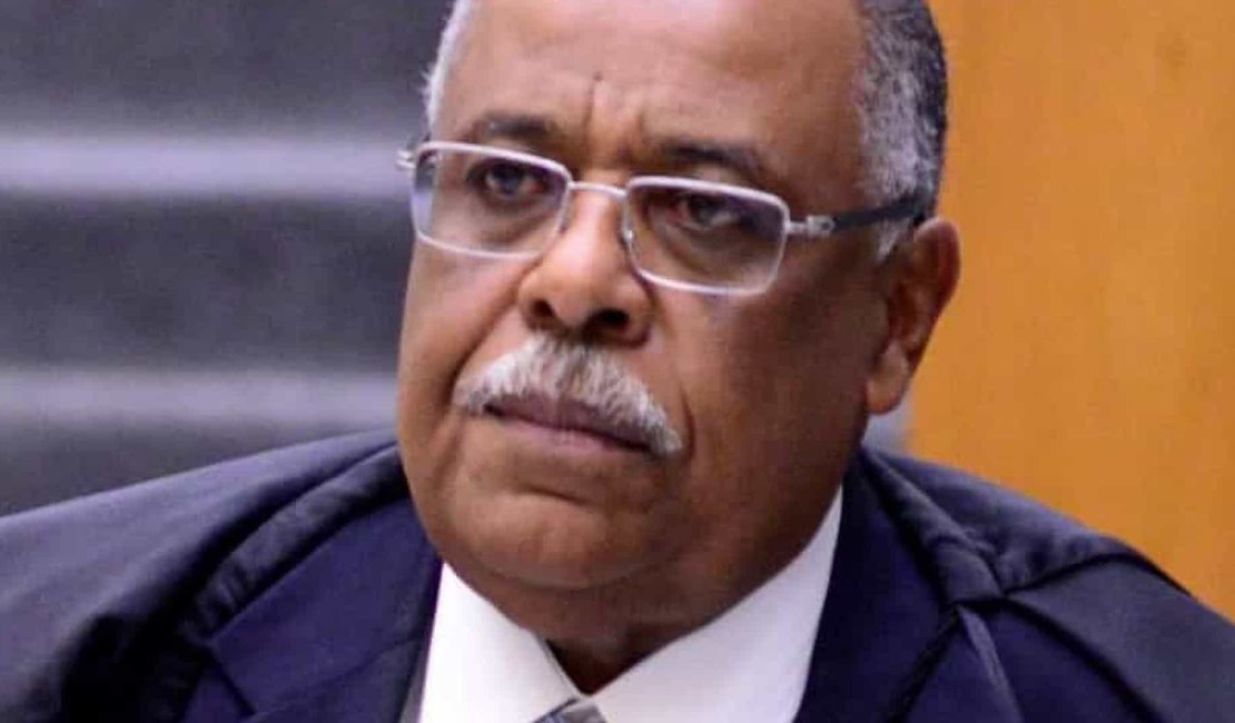 Ministro do STJ tem diagnóstico de Covid após posse de Fux, e total chega a 8 autoridades