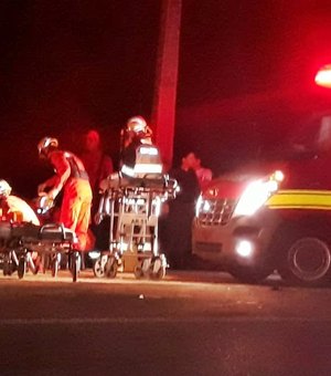 Colisão entre carro e motocicletas deixa três gravemente feridos na BR-316