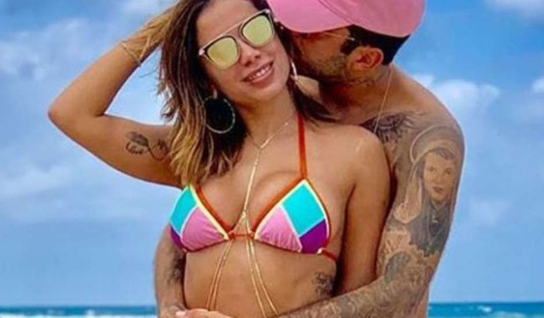 Anitta atribui tranquilidade à relação com Scooby: 'Feliz que tenho um namorado'