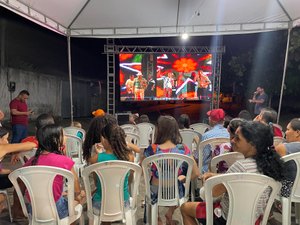 Cinema itinerante promove sessões gratuitas para mradores de comunidades rurais de Coité do Noia