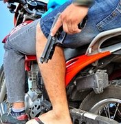 Dupla armada em moto assalto homem em Porto de Pedras