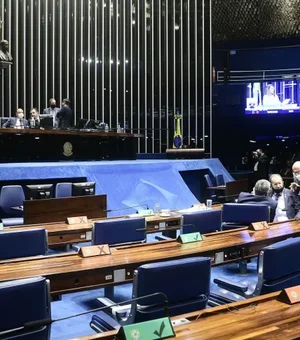 Entre auxílios e benefícios, parlamentares do Brasil estão entre os mais bem pagos