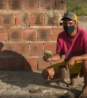 'Tesouro antigo' é encontrado enterrado em assentamento no litoral norte da Paraíba