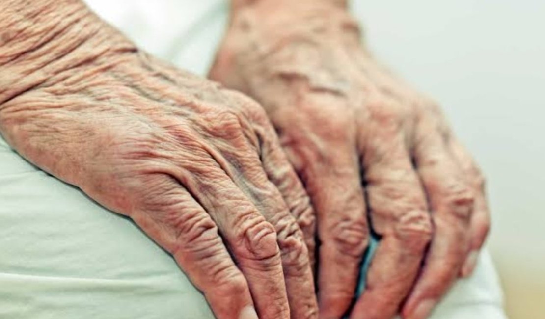 Assistência Social esclarece que atua no caso de idoso em suposta situação de abandono familiar