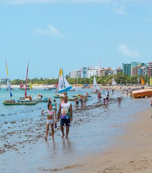 Óleo nas praias: “Dia a dia do turista não foi afetado”, diz secretário de Turismo