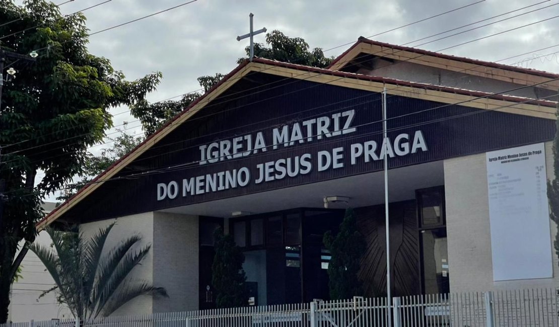 Última igreja aberta no Pinheiro anuncia fim das celebrações