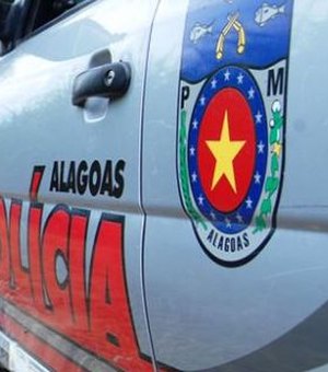 Assaltantes armados invadem residência na parte alta de Maceió 