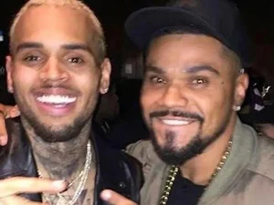 Chris Brown reage a meme de Naldo sobre suposta amizade entre eles