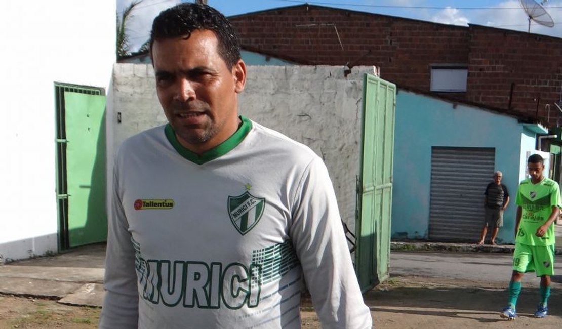 Aos 38 anos goleiro Dias morre no HGE em Maceió