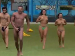 [Vídeo]: BBB 24: Brothers do Fadas pulam pelados na piscina e cena viraliza