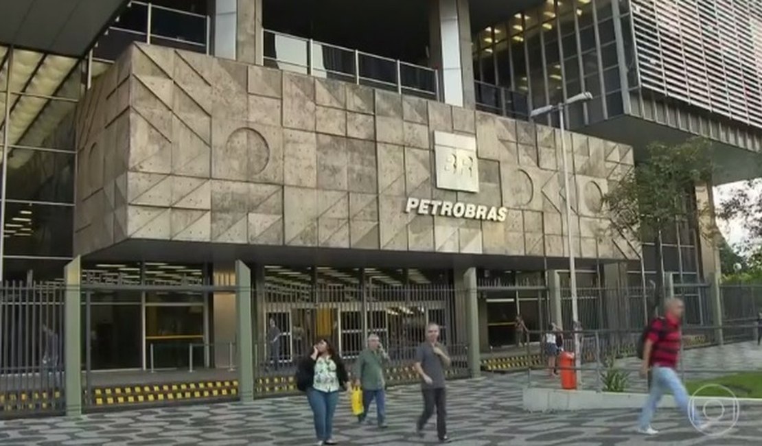 Petrobras vai fechar parte de escritórios no exterior e no Brasil